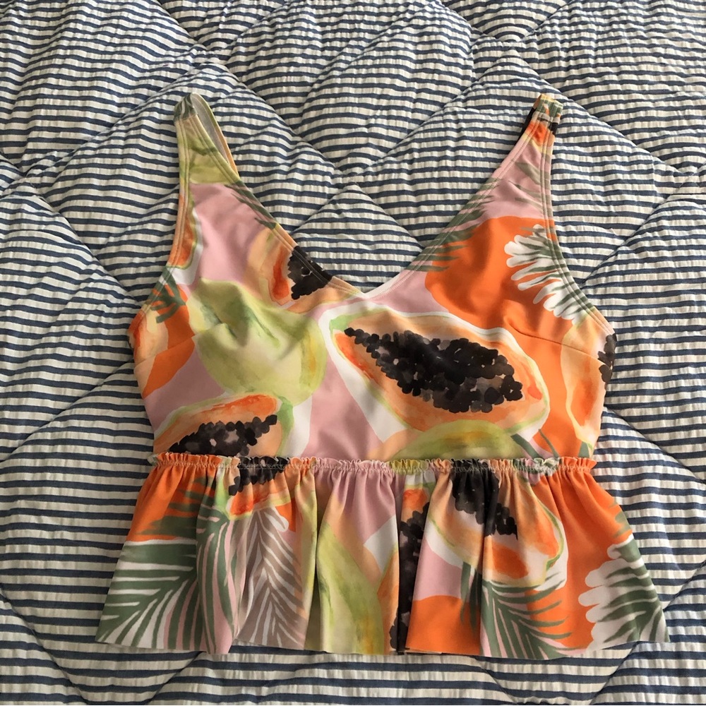 Kortni Jeane Large Papayas V-Neck Top NWOT